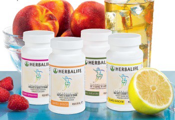 Infuso a base di erbe - bevanda ipocalorica a basso contenuto calorico 6 kcal a porzione tonifica e rinfresca con tè verde e tè nero - bevanda corroborante da gustare calda o fredda in 4 gusti